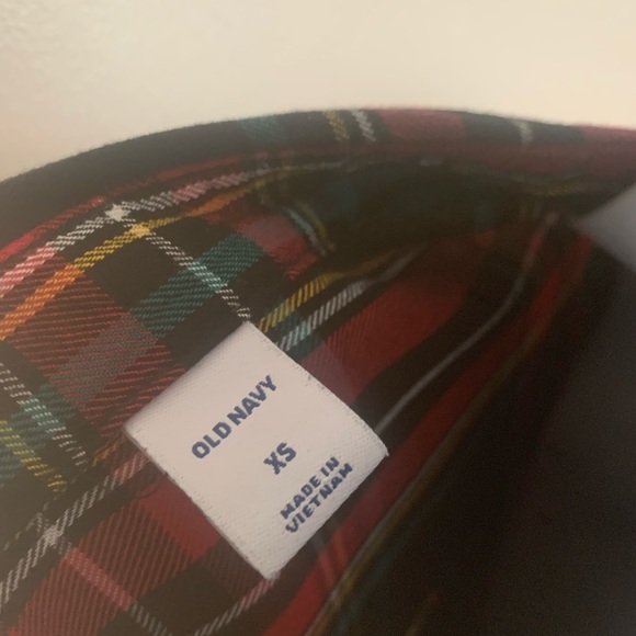 Flannels - Picture 4 of 12